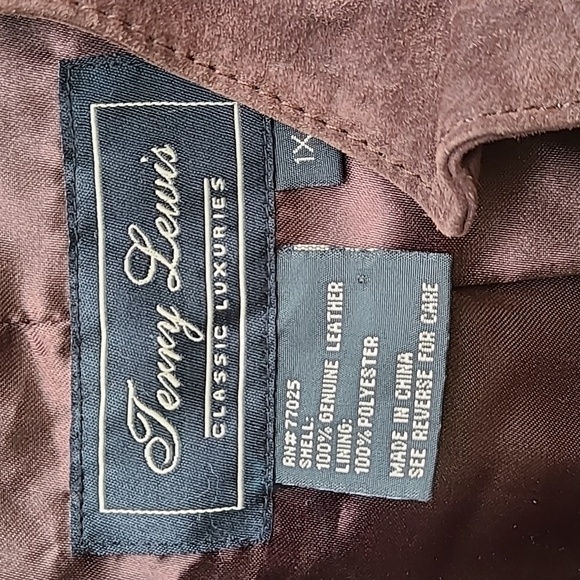 Terry Lewis Leather Jacket Brown Gold Studs Ladies sz 1X - Picture 3 of 7